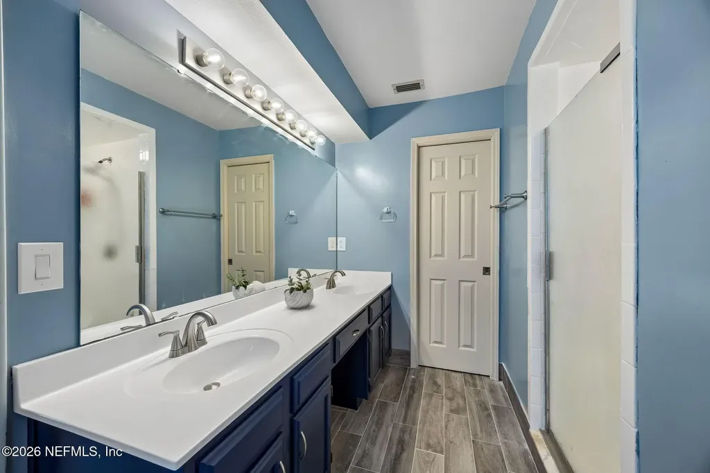 17240 Holmes Mill Avenue Jacksonville FL 32226