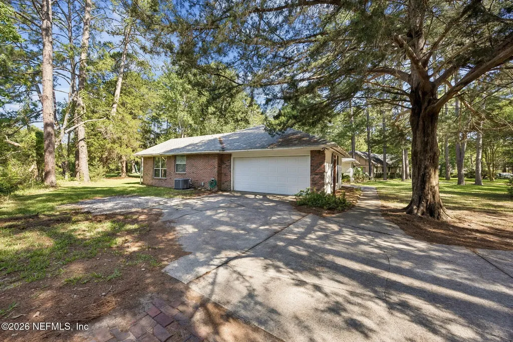 17240 Holmes Mill Avenue Jacksonville FL 32226