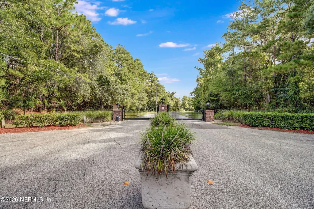 17240 Holmes Mill Avenue Jacksonville FL 32226