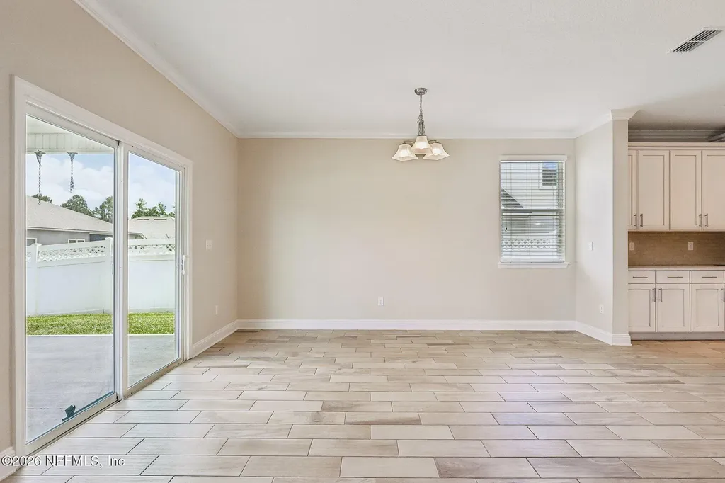 280 Queen Victoria Avenue Jacksonville FL 32259