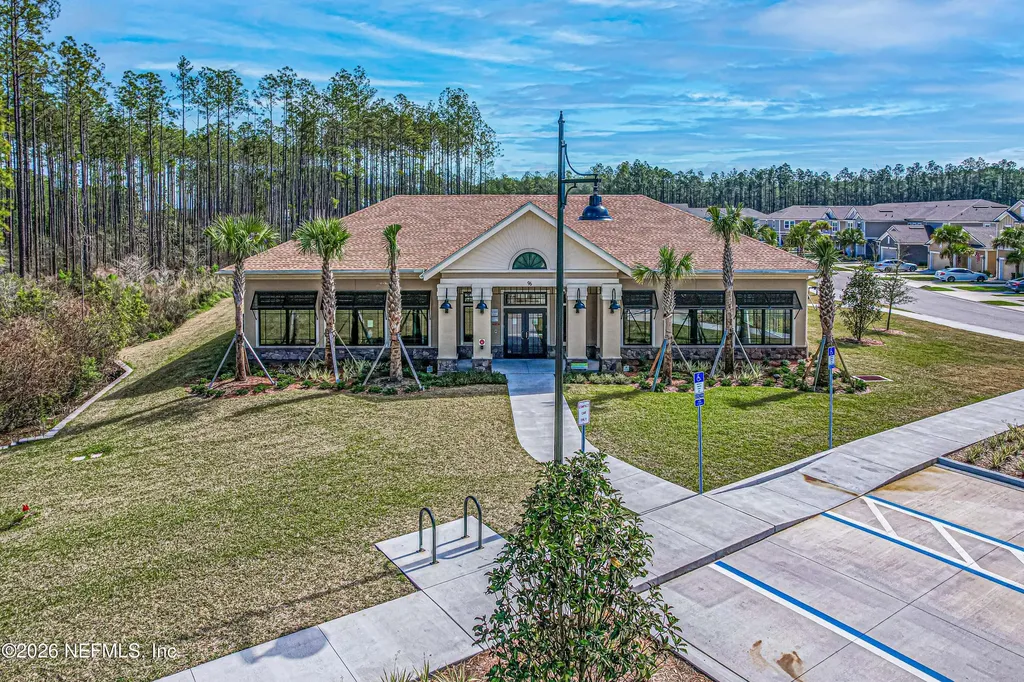 280 Queen Victoria Avenue Jacksonville FL 32259