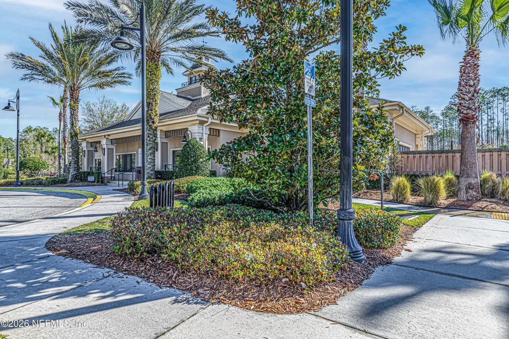 280 Queen Victoria Avenue Jacksonville FL 32259