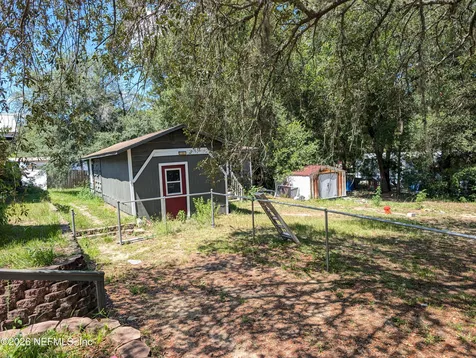 244 5th Way Interlachen FL 32148
