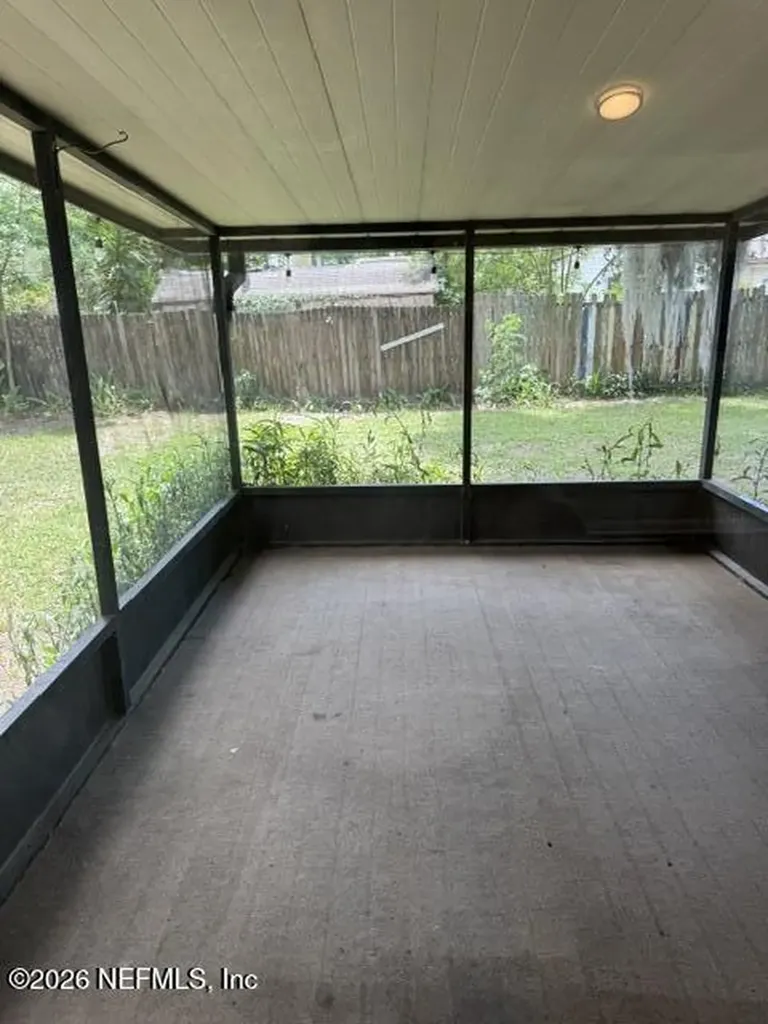 6828 Coralberry Lane N Jacksonville FL 32244