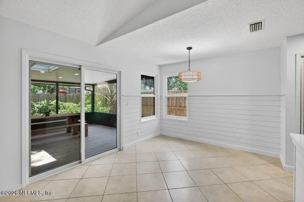 1031 24th Street N Jacksonville Beach FL 32250