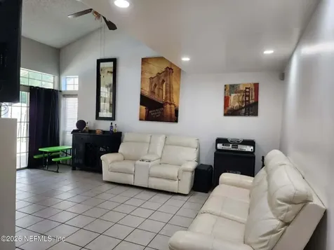 7747 Lynchburg Court E Jacksonville FL 32277