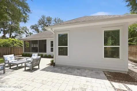 2527 Pineridge Road Jacksonville FL 32207