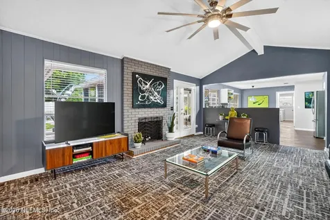 8620 San Servera Drive W Jacksonville FL 32217
