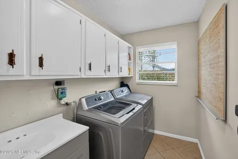 8620 San Servera Drive W Jacksonville FL 32217