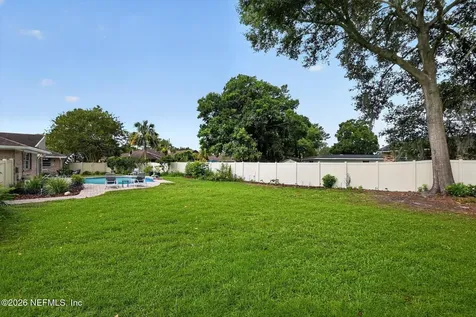 8620 San Servera Drive W Jacksonville FL 32217
