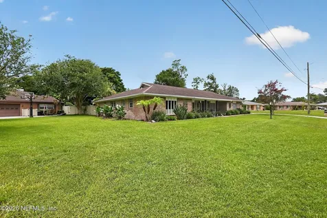 8620 San Servera Drive W Jacksonville FL 32217