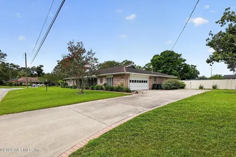 8620 San Servera Drive W Jacksonville FL 32217