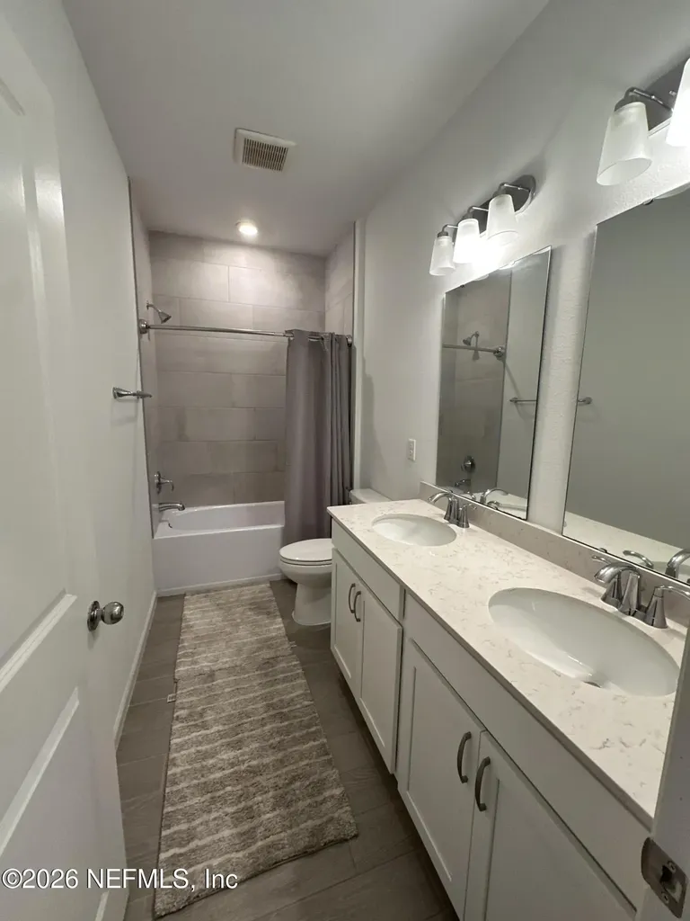 4002 Haydon Burns Place Jacksonville FL 32217