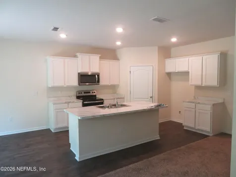 2482 Oak Stream Drive Green Cove Springs FL 32043