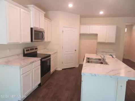 2482 Oak Stream Drive Green Cove Springs FL 32043