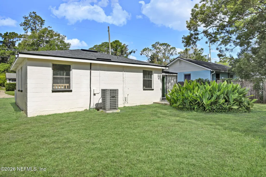 2425 Holmes Street Jacksonville FL 32207