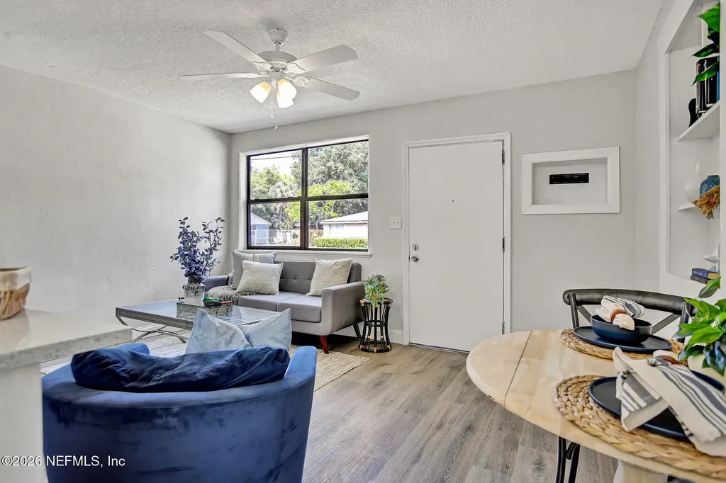 2425 Holmes Street Jacksonville FL 32207