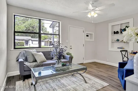 2425 Holmes Street Jacksonville FL 32207