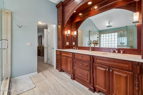 1753 Rising Oaks Drive Jacksonville FL 32223