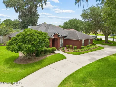 1753 Rising Oaks Drive Jacksonville FL 32223