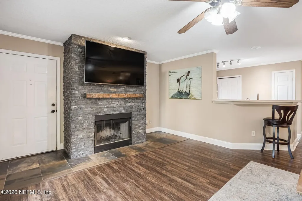 13715 Richmond Park Drive Jacksonville FL 32224