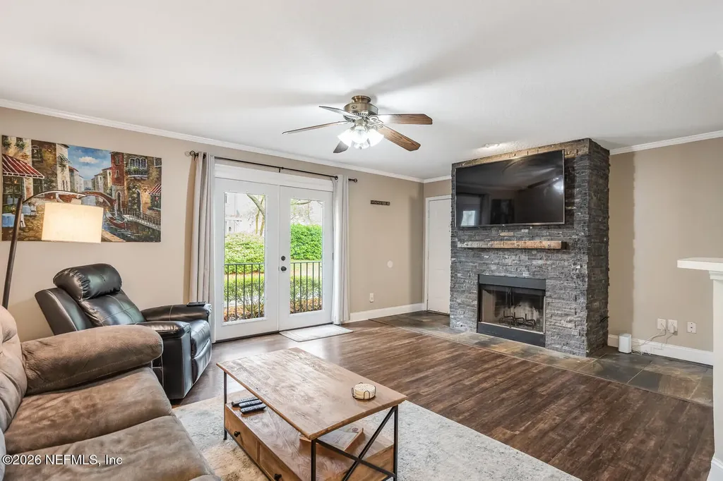 13715 Richmond Park Drive Jacksonville FL 32224