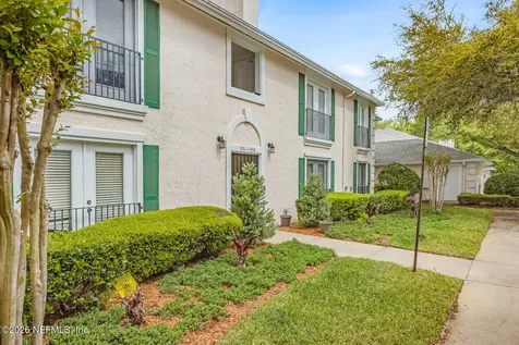13715 Richmond Park Drive Jacksonville FL 32224