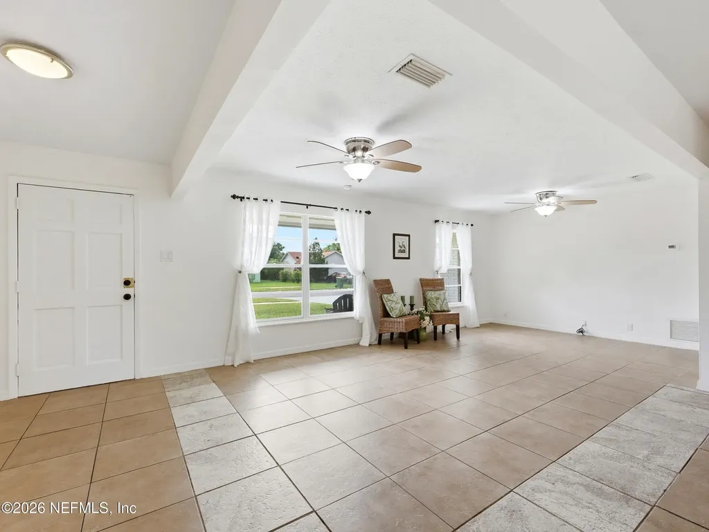 200 Mango Drive Palatka FL 32177