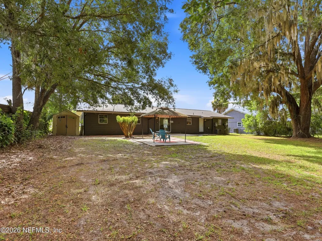 200 Mango Drive Palatka FL 32177
