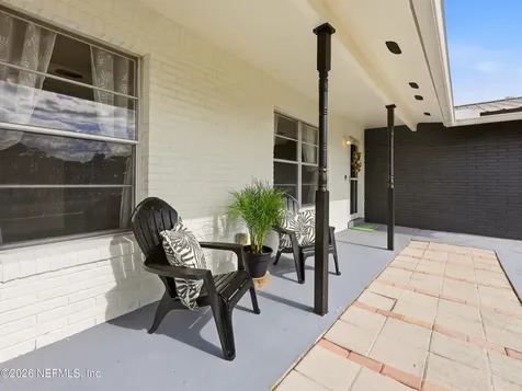 200 Mango Drive Palatka FL 32177