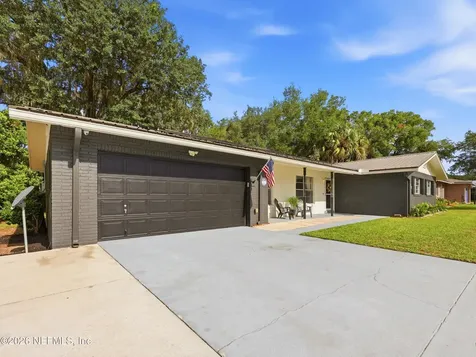 200 Mango Drive Palatka FL 32177