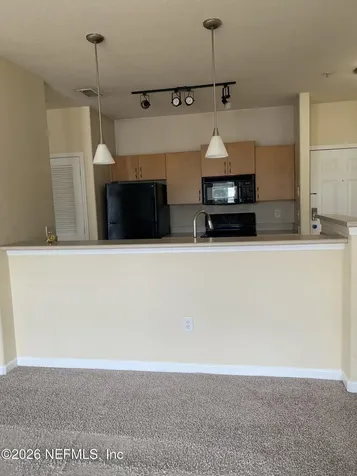 8290 Gate Parkway Jacksonville FL 32216