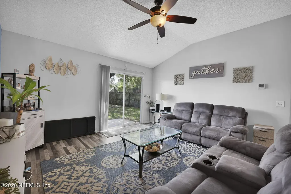8267 Stelling Drive Jacksonville FL 32244