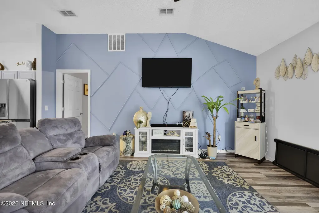 8267 Stelling Drive Jacksonville FL 32244