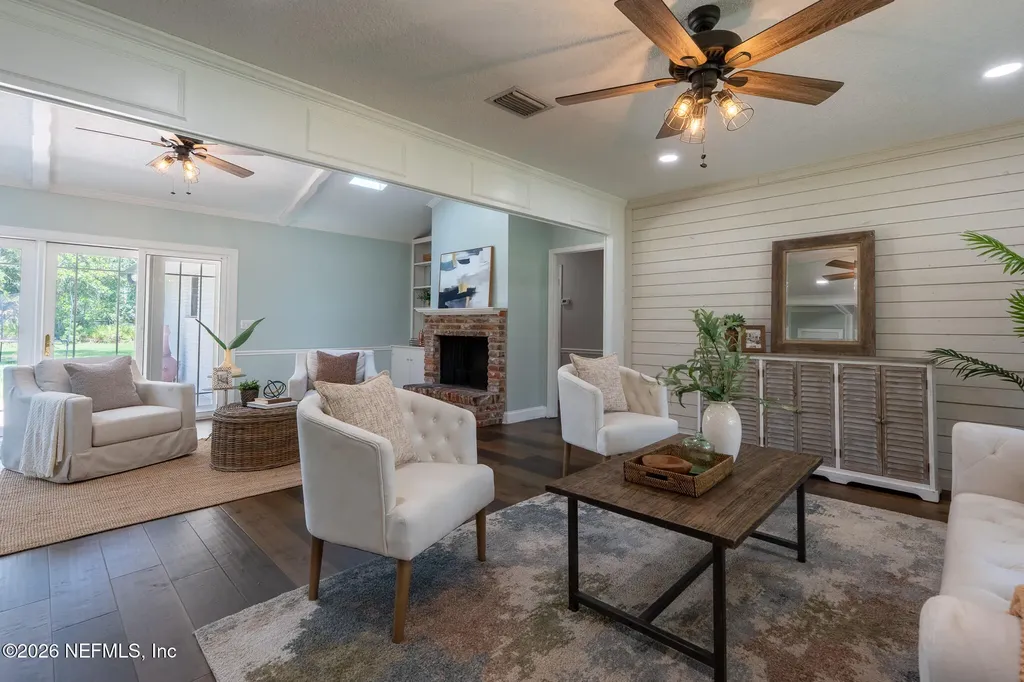 5001 Water Oak Lane Jacksonville FL 32210