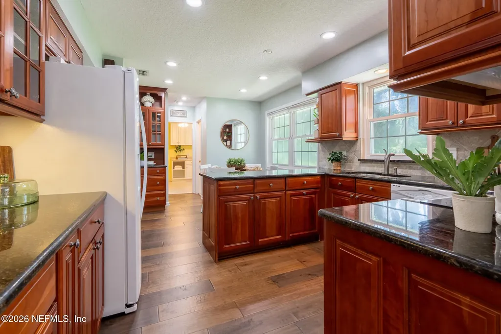 5001 Water Oak Lane Jacksonville FL 32210