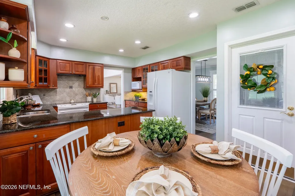 5001 Water Oak Lane Jacksonville FL 32210