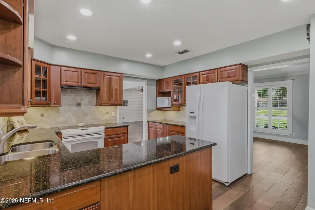 5001 Water Oak Lane Jacksonville FL 32210