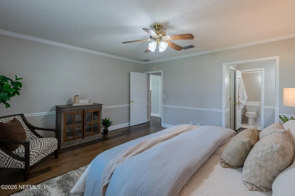 5001 Water Oak Lane Jacksonville FL 32210