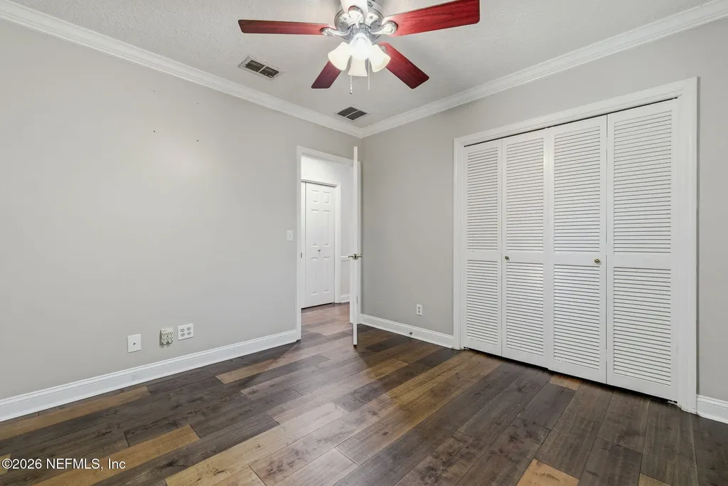 5001 Water Oak Lane Jacksonville FL 32210