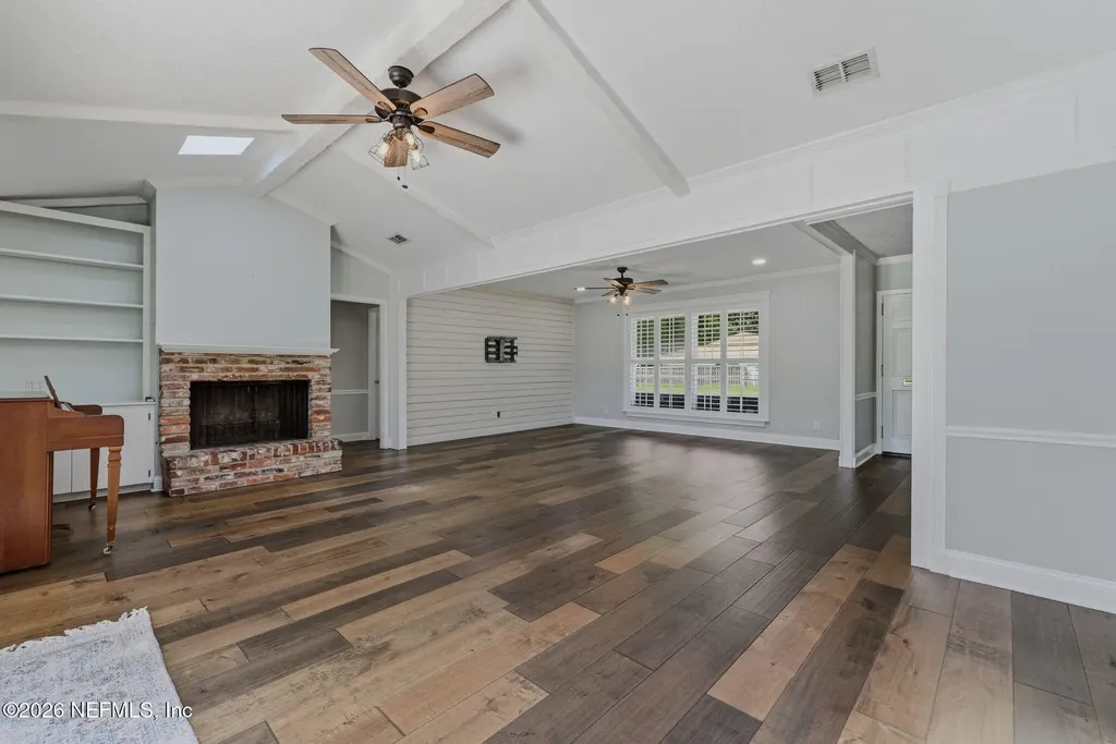 5001 Water Oak Lane Jacksonville FL 32210