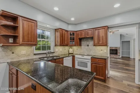 5001 Water Oak Lane Jacksonville FL 32210