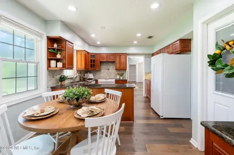 5001 Water Oak Lane Jacksonville FL 32210