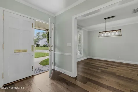 5001 Water Oak Lane Jacksonville FL 32210