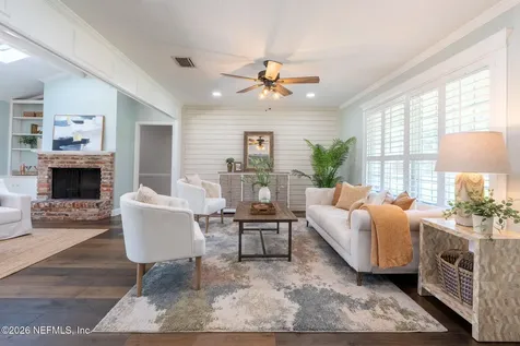 5001 Water Oak Lane Jacksonville FL 32210