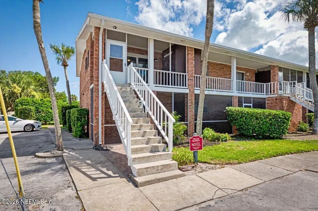 22 Comares Avenue St. Augustine FL 32080