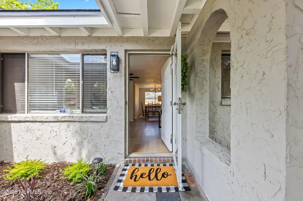 1512 Mesa Drive Jacksonville FL 32221