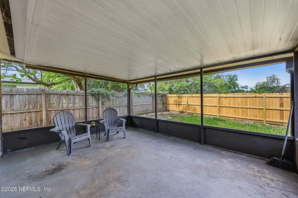 1512 Mesa Drive Jacksonville FL 32221