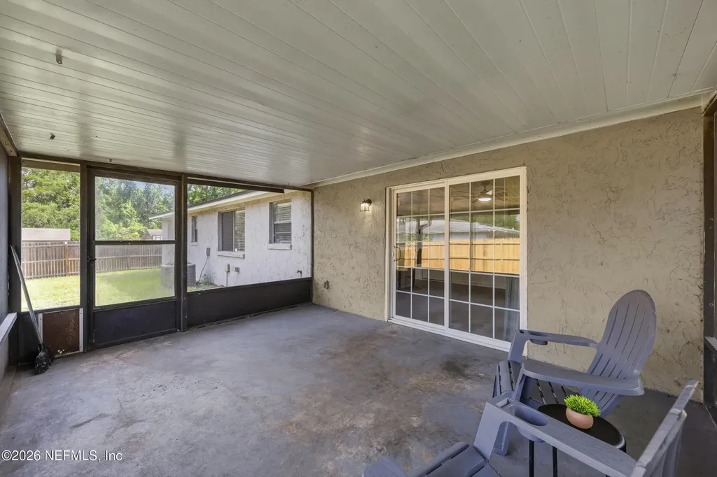 1512 Mesa Drive Jacksonville FL 32221