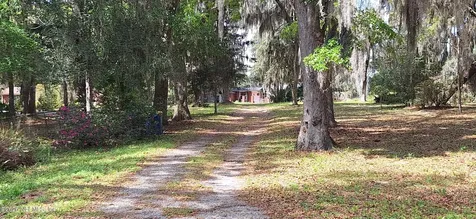 1900 E Holly Oaks Lake Road E Jacksonville FL 32225